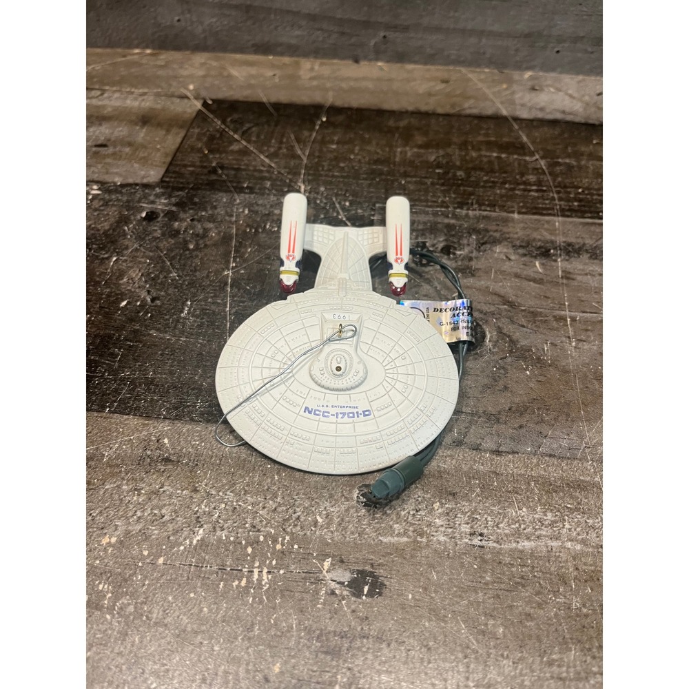 Vintage 1993 Hallmark Star Trek USS Enterprise NCC-1701-D Keepsake Ornament